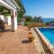 Villa Alpago Piscina Privada Vistas Mar Aire Acondicionado