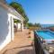 Villa Alpago Piscina Privada Vistas Mar Aire Acondicionado