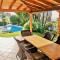 Nanou House