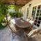 Jonquil Guest Cottage