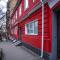 P2B hostel & bar