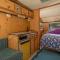 Roses Beach Pad - Matarangi Holiday Home