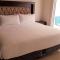 3 Br Penthouse with Private Rooftop + Jacuzzi, Pool, Gym & Beach Club, Sabbia