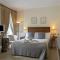 Headfort Arms Hotel