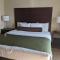 Cobblestone Inn & Suites-Winterset - Winterset