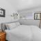 Calapso Cottage - Waikanae Beach Holiday Home