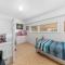 Calapso Cottage - Waikanae Beach Holiday Home