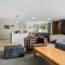 Maison de Maude - Lake Hawea Holiday Home