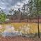 Broken Bow Log Cabin with Fire Pit, Pond, and Deck! - بروكن بو