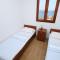 Apartments with parking space Metajna, Pag - 6337