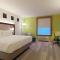 Holiday Inn Express & Suites - Phoenix North - Scottsdale, an IHG Hotel - Phoenix