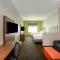 Holiday Inn Express Hotel & Suites Columbus, an IHG Hotel - Columbus