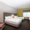 Holiday Inn Express Hotel & Suites Columbus, an IHG Hotel - Columbus