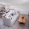 Villa Ventus, 40sqm private pool & hot tub!