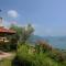 Appartamento con vista sul lago di Iseo e piscina