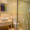 Mac Atini Guest House - 姆巴巴内