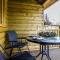 Laurel Lodge - 2 Bedroom Log Cabin - St Florence