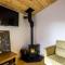Laurel Lodge - 2 Bedroom Log Cabin - St Florence - Saint Florence