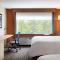 Holiday Inn Express & Suites - Calgary Airport Trail NE, an IHG Hotel - Calgary