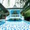 Raintree Boutique Villa & Gallery