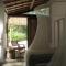 The Lion Cottage- Charming Studios - Santo André