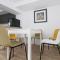 TOWN CENTRE apartment with parking TOWN CENTRE apartment with parking