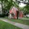 Downtown 2 Bedroom Cottage, Sleeps 6, Walking Distance to Honeywell, Downtown Restaurants, Shopping - Wabash