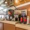 Econo Lodge - دوغلاس