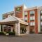 Holiday Inn Express Hotel & Suites Bentonville