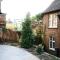 Tiny Cottage with Terrace & Parking, Central Lewes - لويس