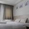 Comfy and Strategic Studio Signature Park Grande Apartment By Travelio
