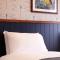 Chase Inn By Greene King Inns - 纽尼顿