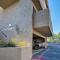 4 Mi to ASU Lake-View Tempe Condo with Pool Access