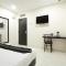 M S Hotel, Tengku Kelana KTM Klang
