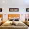 Tea House Motor Inn