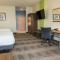Holiday Inn Express & Suites - Dripping Springs - Austin Area - Dripping Springs