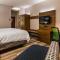 Holiday Inn Express Hotel & Suites Detroit - Farmington Hills, an IHG Hotel