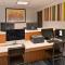 Holiday Inn Express Woodland by IHG