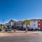 Holiday Inn Express & Suites Alamogordo Highway 54/70, an IHG Hotel