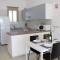 Cyking 2 bed Apartment with pool & 10 min to beach