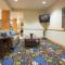 Holiday Inn Express Hotel & Suites Antigo, an IHG Hotel