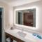 Holiday Inn Express Hotel & Suites Nashville Brentwood 65S