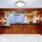 Holiday Inn Express & Suites Bloomington by IHG