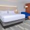 Holiday Inn Express & Suites - Brighton South - US 23, an IHG Hotel - Brighton