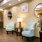 Holiday Inn Express & Suites Clinton by IHG
