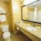 Holiday Inn Express Hotel & Suites Bowling Green by IHG