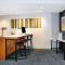 Holiday Inn Express & Suites Chicago North Shore - Niles, an IHG Hotel