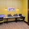 Holiday Inn Express & Suites Austin South, an IHG Hotel - Austin