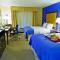 Holiday Inn & Suites Phoenix Airport by IHG