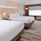 Holiday Inn Express & Suites Farmington Hills - Detroit, an IHG Hotel